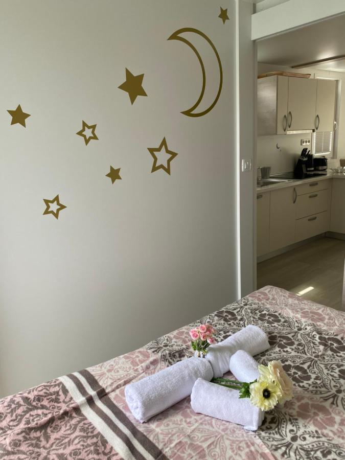 Floating House Blue Moon Villa Порторож Екстериор снимка