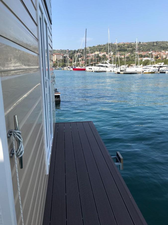 Floating House Blue Moon Villa Порторож Екстериор снимка